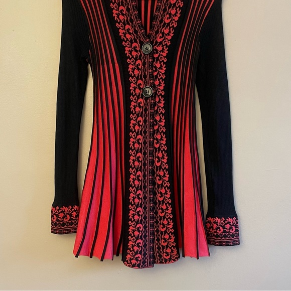 Vintage ‘Trends’ Black & Coral Pink Ribbed Flared Silhouette Cardigan Sweater - Picture 6 of 16